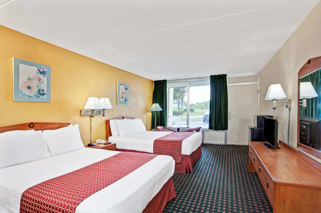 Days Inn by Wyndham Clarksville TN - photo 11
