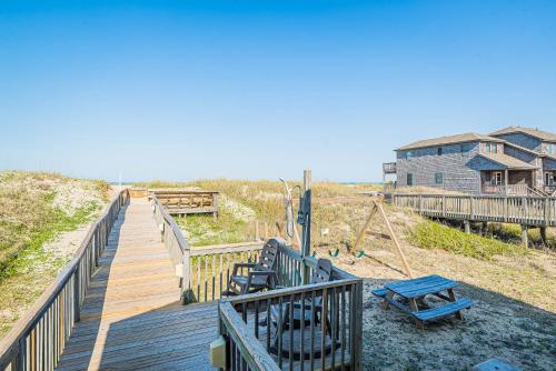 Coleman's Beach Front Inn - photo 34
