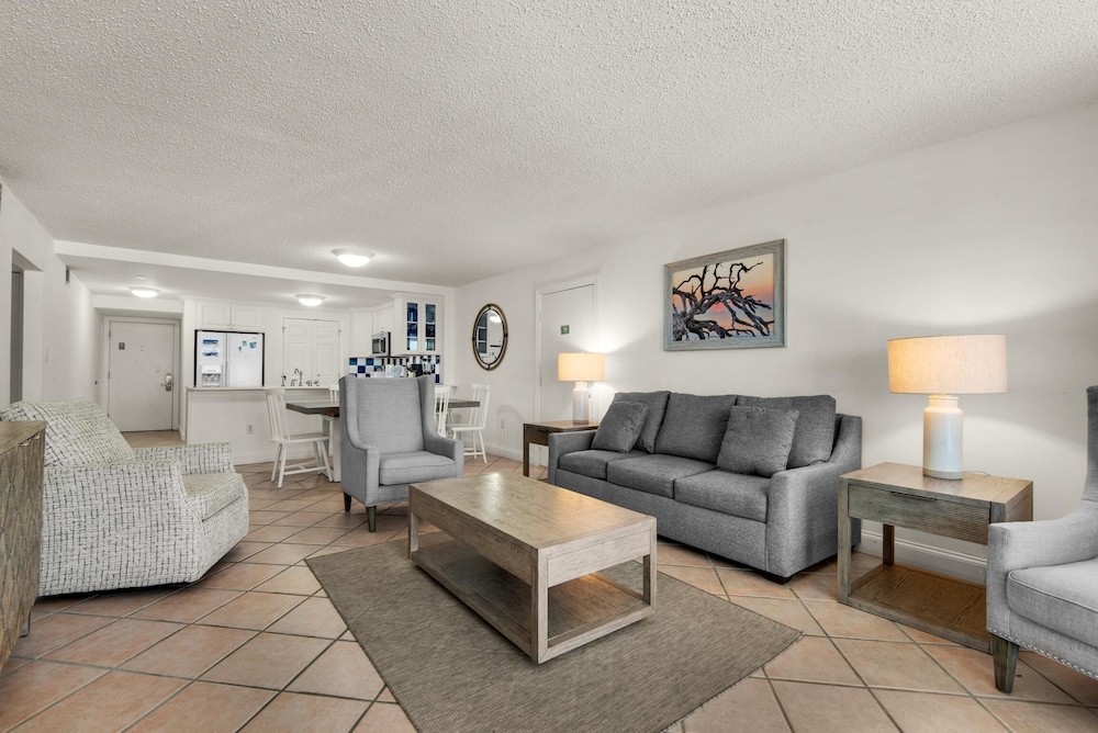 Shoreline Towers 2115 - photo 14