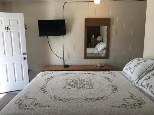 Belaire Motel - photo 13