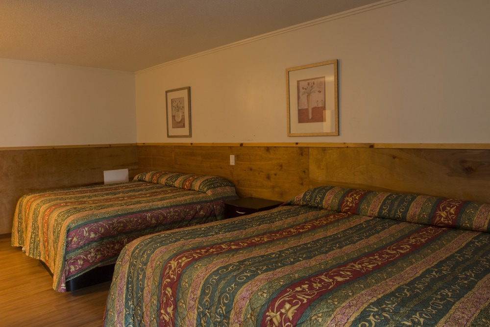 King Hendrick Motel - photo 3
