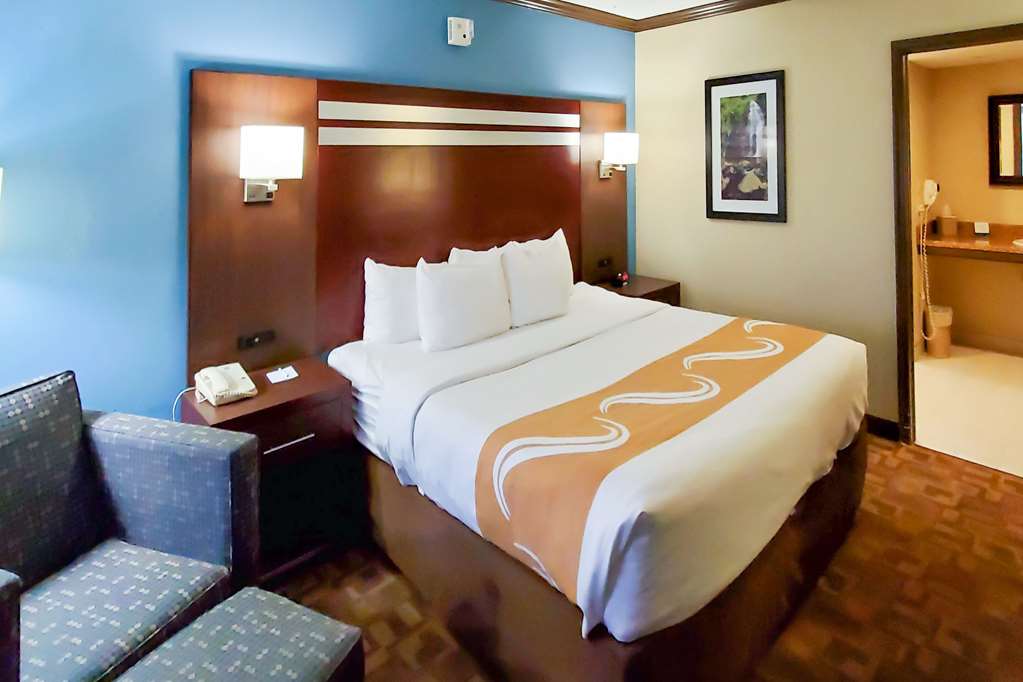 Quality Inn & Suites Quakertown Allentown - photo 17