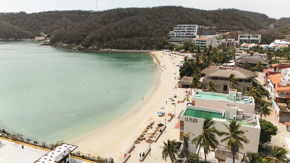 La Playa Suites in Santa Maria Huatulco, Mexico