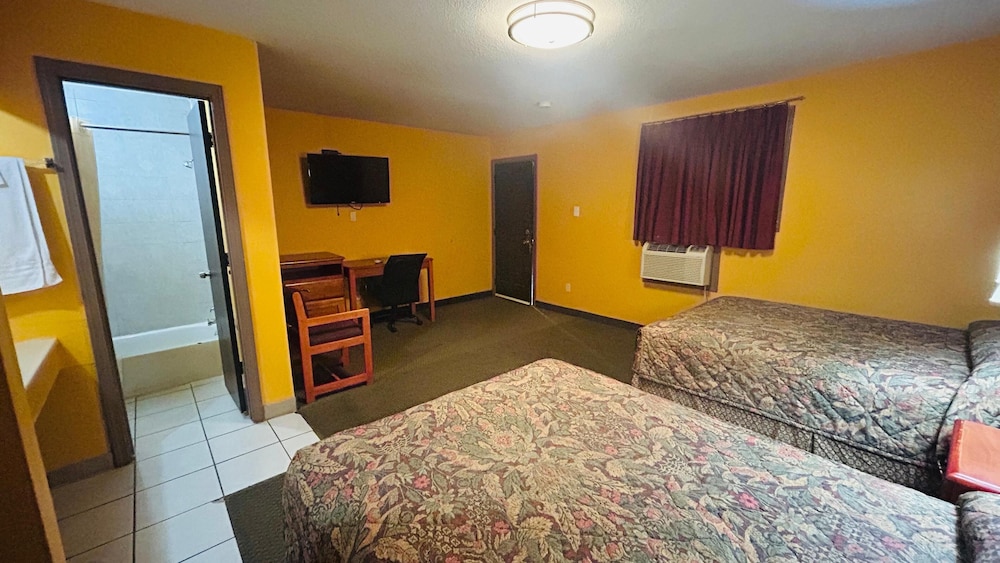 Relax Inn By OYO Sulphur Hwy 90 - photo 18
