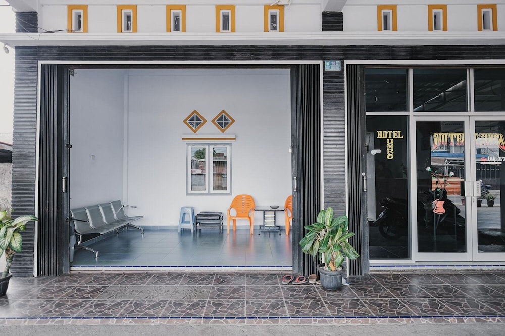 RedDoorz Syariah near Tugu Kopi Kepahiang in Bengkulu, Indonesia