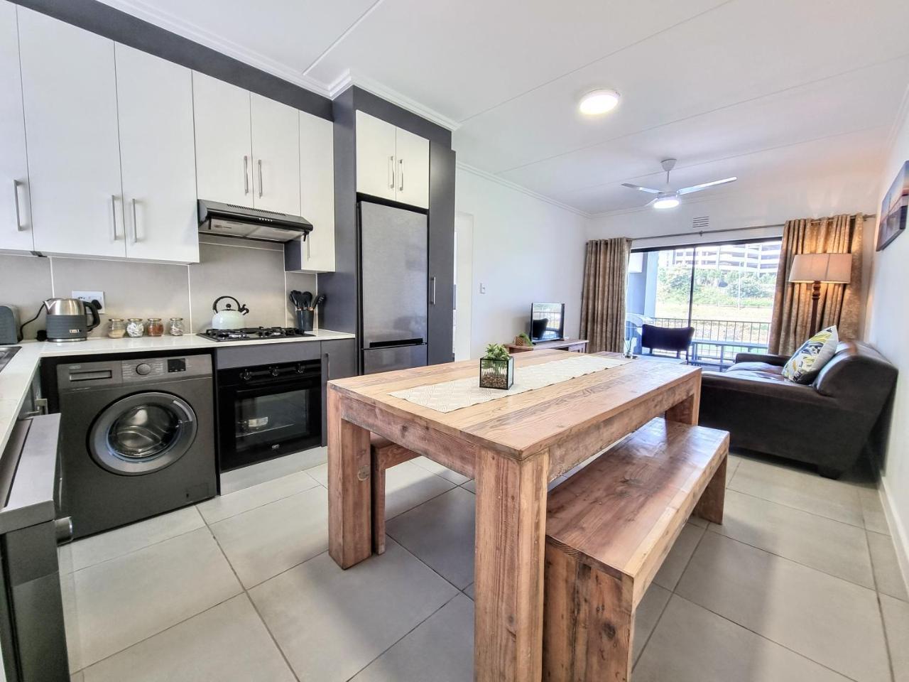 Apartment 276 Ballito Village — 4-Star Luxury Hotel in Ballito, South Africa