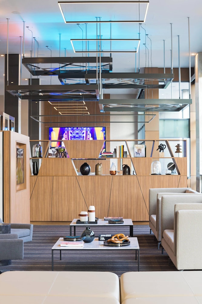 AC Hotel Louisville Downtown - photo 3