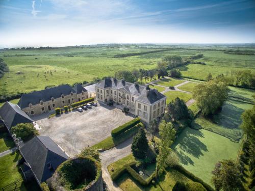 Hôtel Restaurant Du Chateau De Quineville — hotel in Montebourg