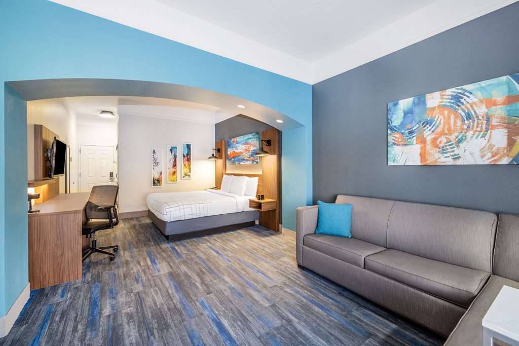 La Quinta Inn & Suites by Wyndham St. George - photo 22