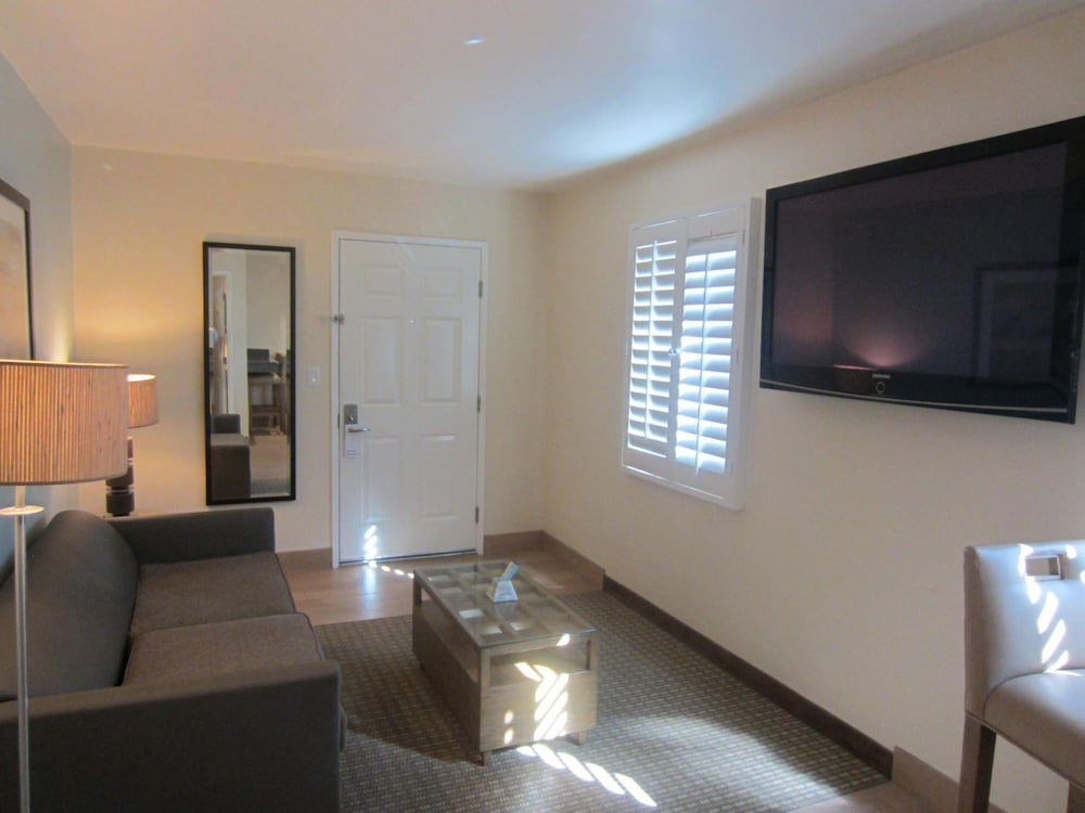 PB Surf Beachside Inn - photo 19