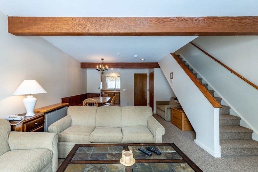4br Private Townhouse At Smugglers' Notch Resort 4 Bedroom Condo - photo 18