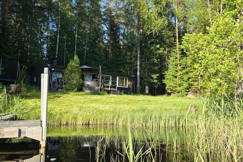 Mökki ympärivuotinen Tammela — hotel in Tammela