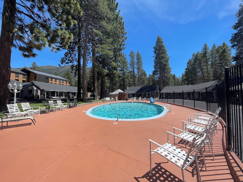 Tahoe Hacienda Inn - photo 54