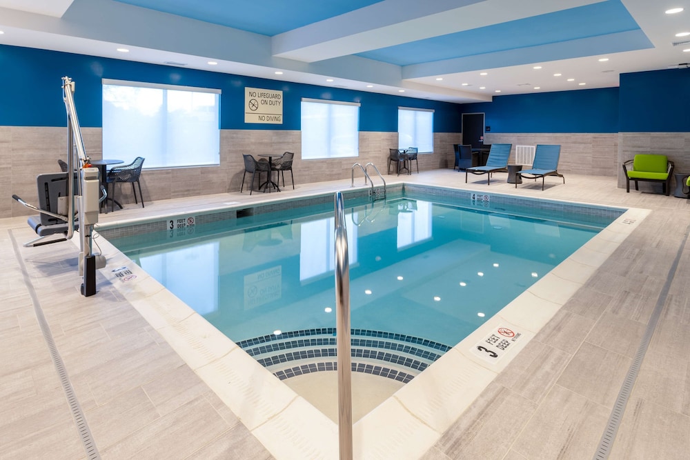 Hampton Inn Monticello - photo 14