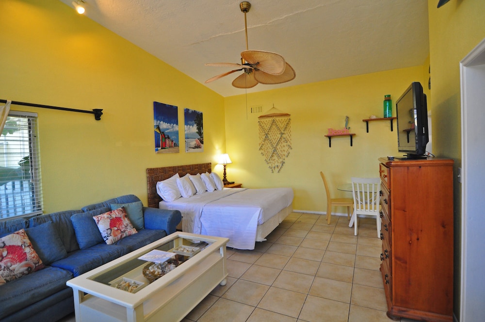 Lido Islander Inn - photo 39