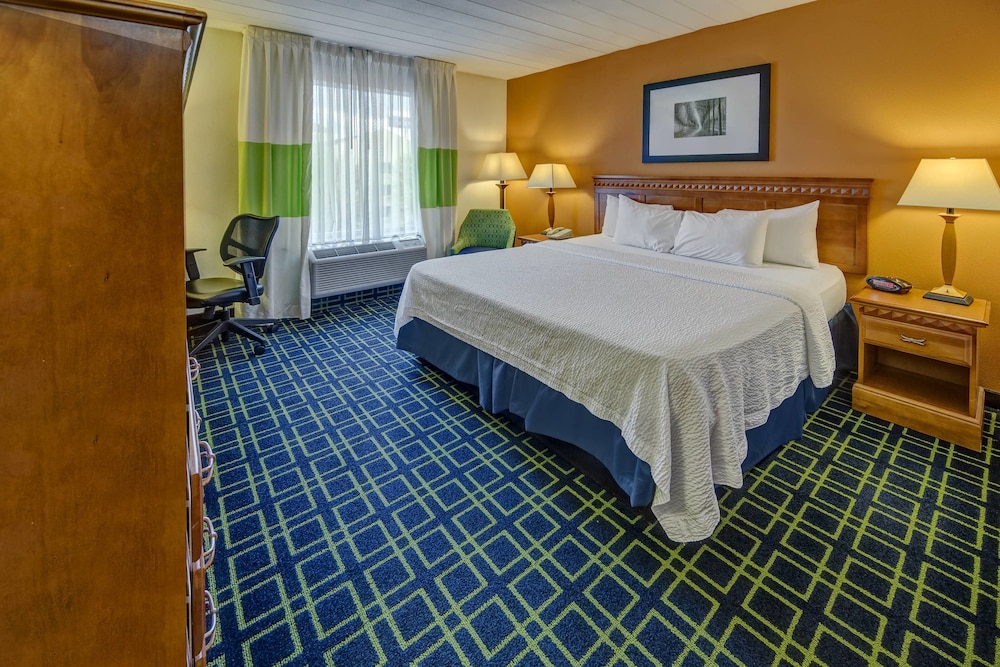 Spark by Hilton Murfreesboro - photo 4