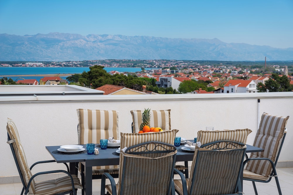 Apartment Lipotica 1 — 4-Star Luxury Hotel in Nin, Croatia