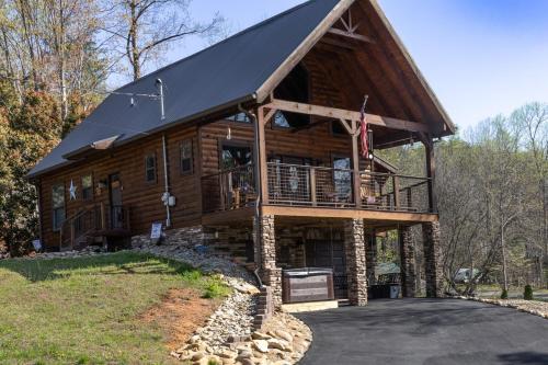 Bear's Arm Cabin in the Smokies — 4-Star Luxury Hotel in Sevierville, United States
