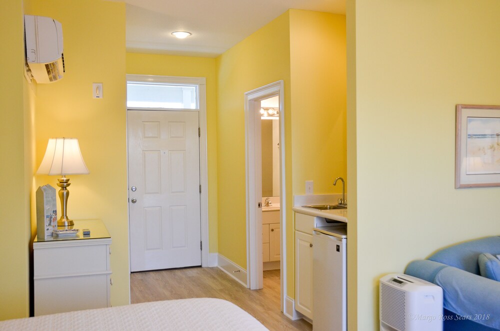 The Sunset Inn - photo 5