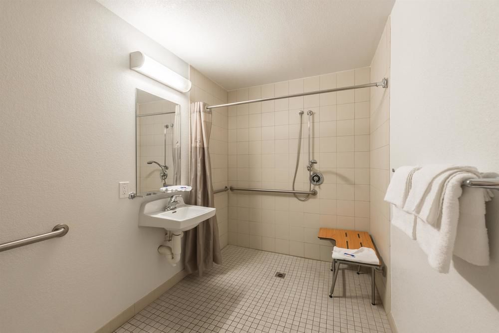 Motel 6 Reno West - photo 22