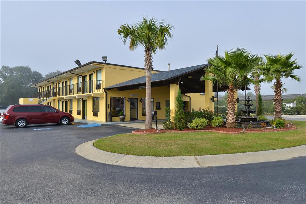 Americas Best Value Inn St. George SC - featured photo