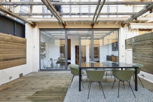 Exquisite and Modern Paradise w Private Terrace and City Center in Barcelona, Spain