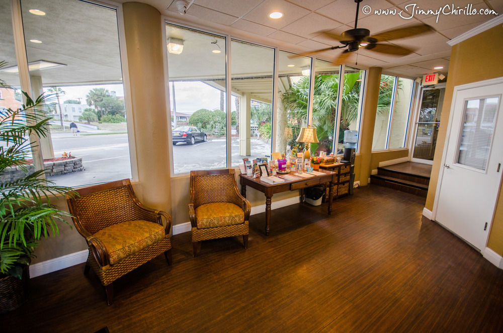 Outrigger Beach Club Resort by CoolVacay in Ormond Beach, United States