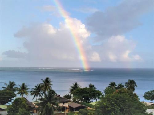 Tropical Sunset Paopao Moorea — Unknown City