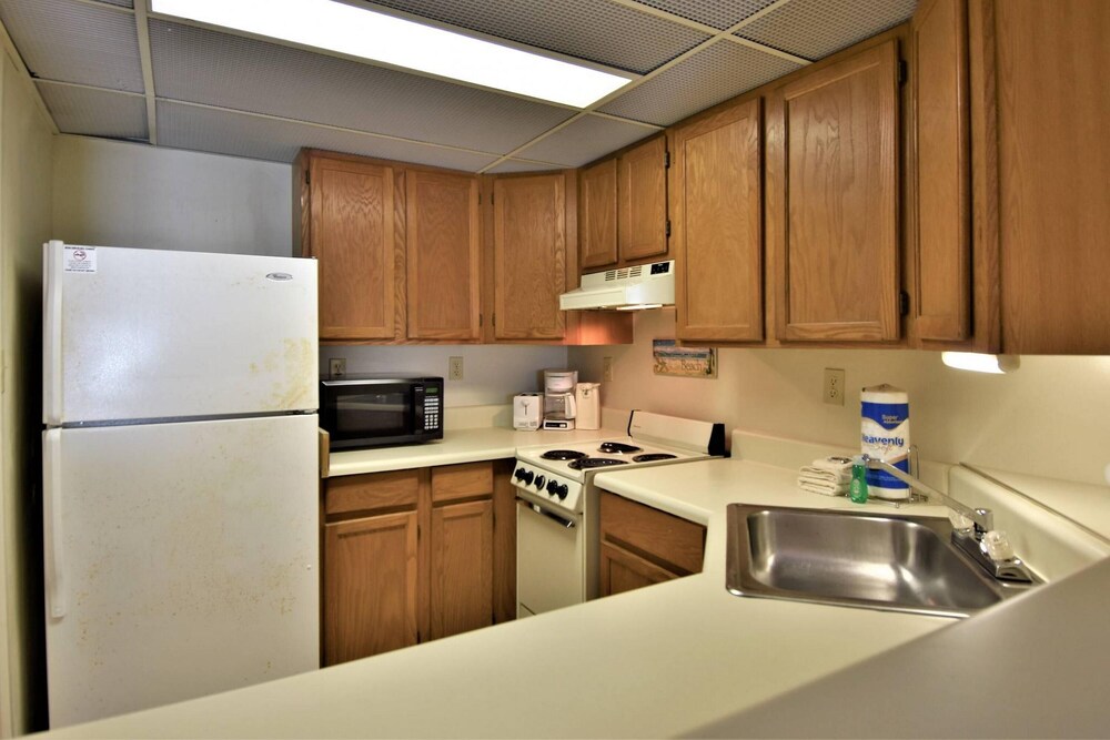 Gulf Tower by Bender Vacation Rentals - photo 37