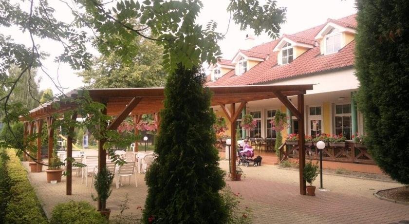 Penzion Oáza — hotel in Steti