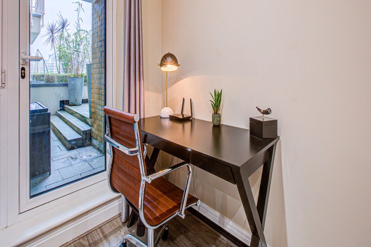 Hybrid Resi London Battersea near Power Station — 4-Star Luxury Hotel in London, United Kingdom