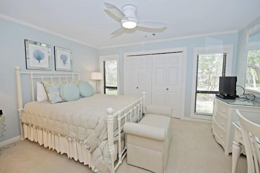 2618 Calibogue Club at the Sea Pines Resort - photo 4