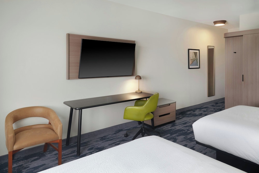 Fairfield Inn & Suites Columbus - photo 7