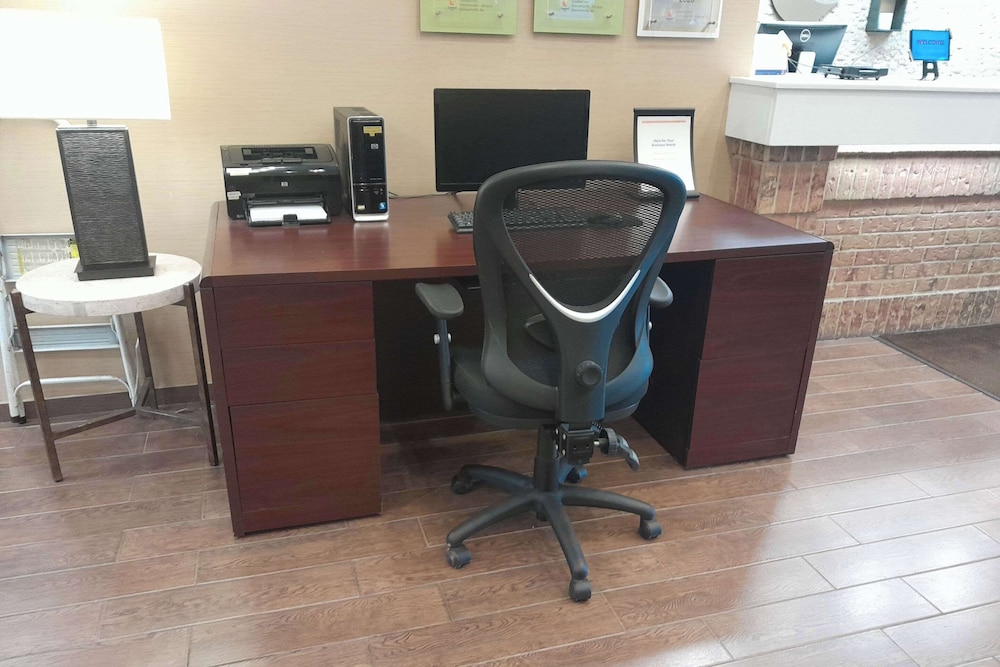 Comfort Inn Duncansville Altoona - photo 33