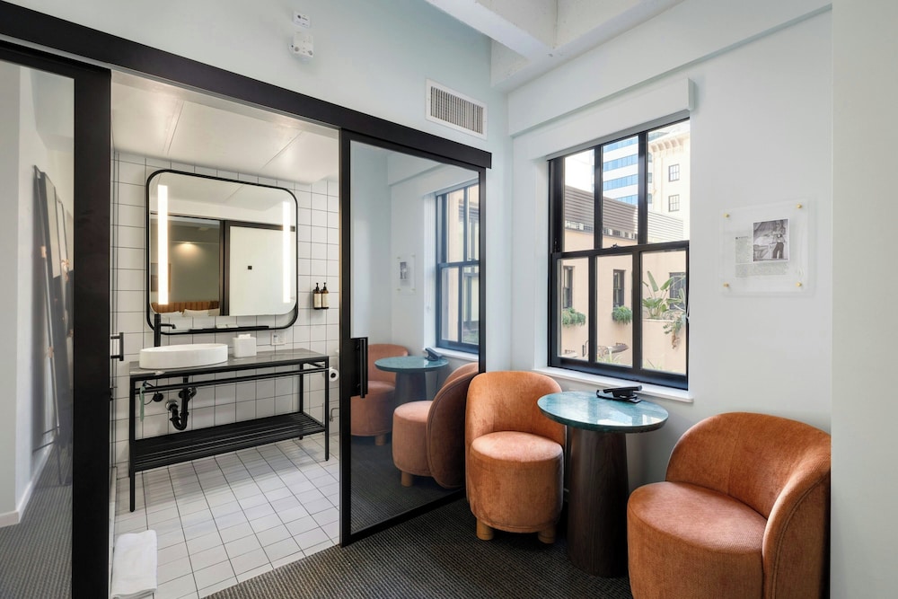 The Guild Hotel San Diego Downtown a Marriott Tribute Portfolio Hotel - photo 26