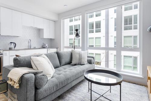 Oakland Studio W Ac Wd Gym Coworking Nr Bart Sfo 525 — 4-Star Luxury Hotel in Oakland, United States