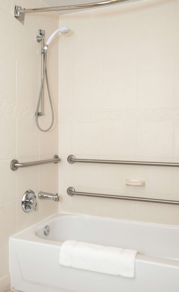 Hilton Garden Inn Charlotte Pineville - photo 18