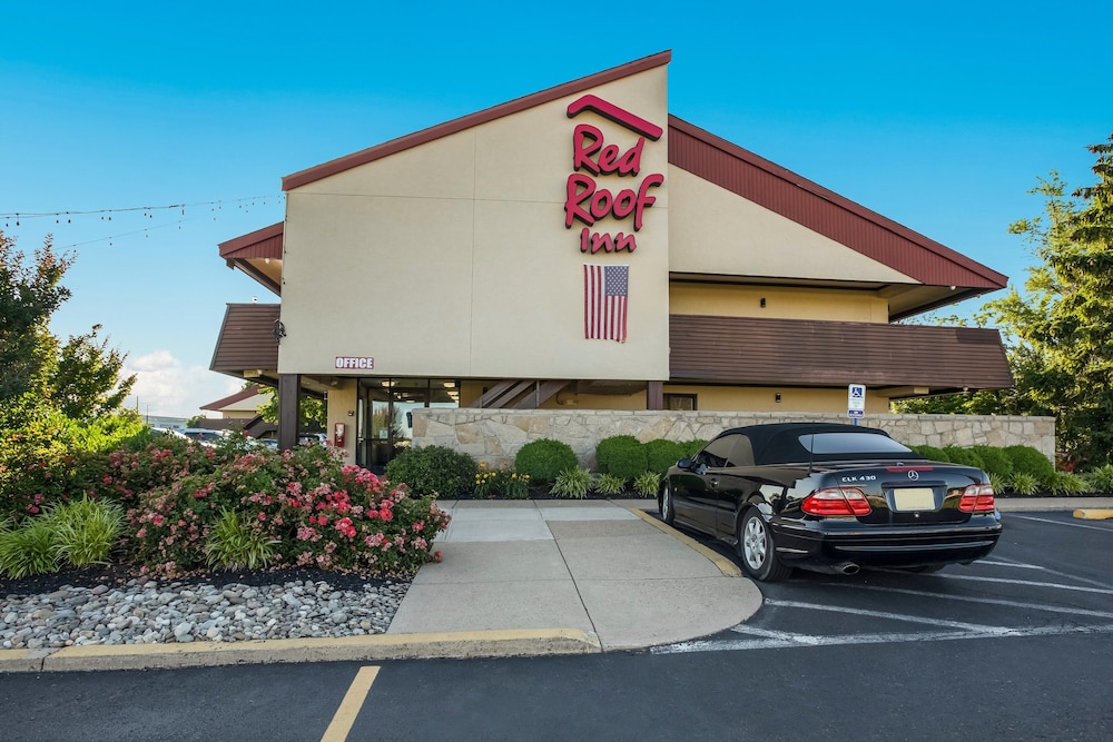 Red Roof Inn Philadelphia Trevose - photo 33