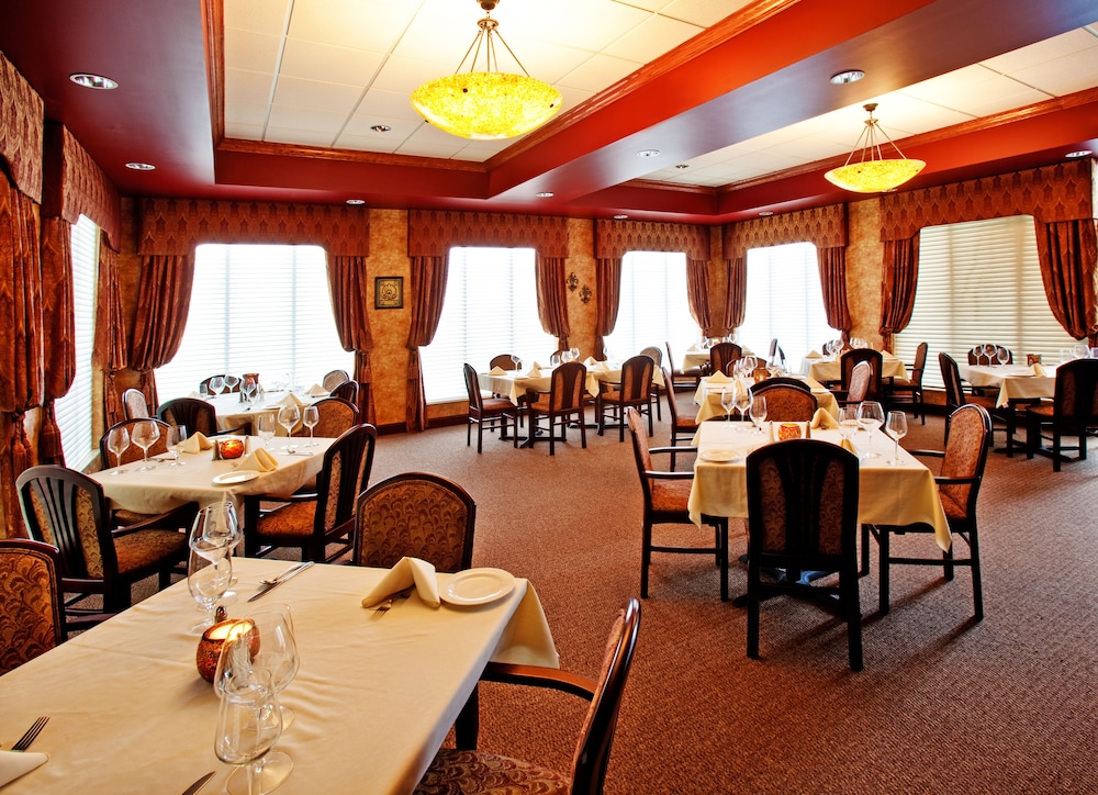 Holiday Inn Quincy East by IHG - photo 22
