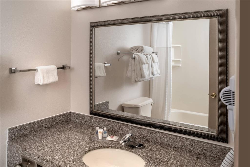 Clarion Pointe Beckley - photo 12