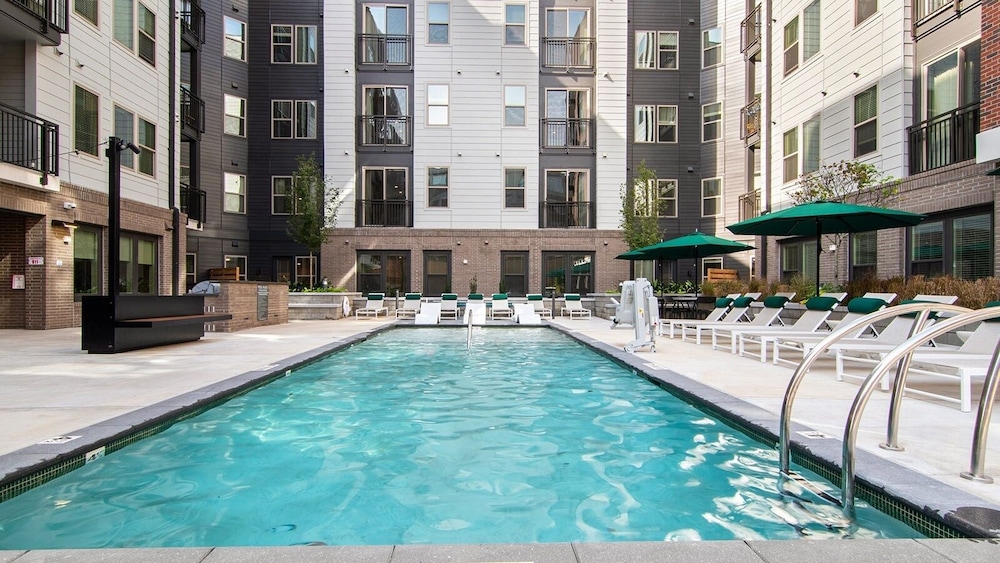Landing Apartments Durham — 4-Star Luxury Hotel in Durham, United States