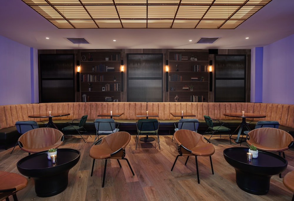 The Beeman Hotel - photo 39