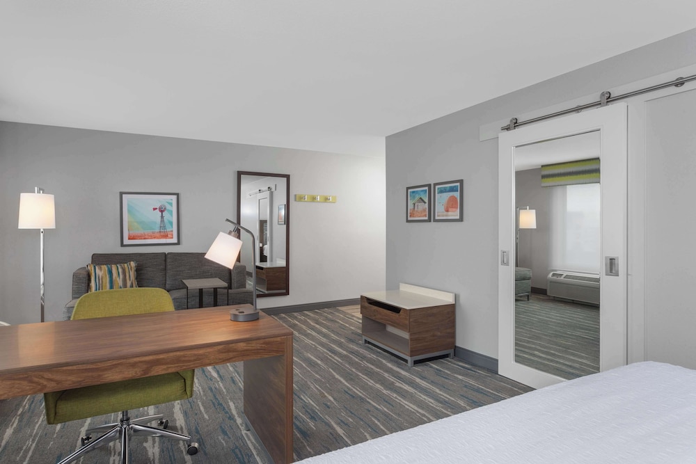 Hampton Inn & Suites Lincoln Northeast I 80 - photo 6