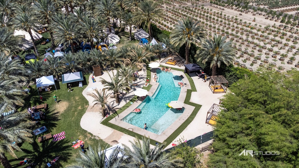Festival Campgrounds Rancho 51 - carbon neutral hotel in Coachella