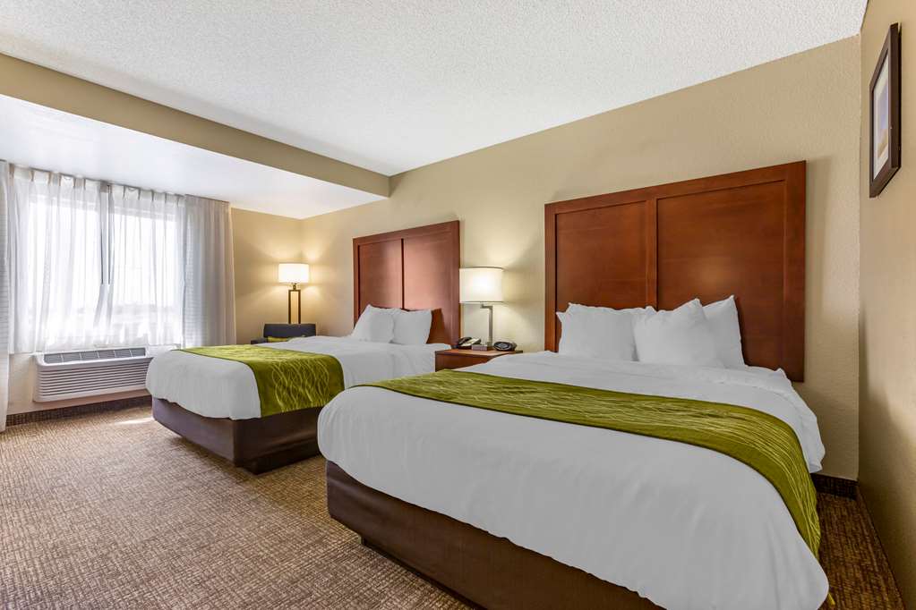 Comfort Inn & Suites Phoenix North Deer Valley - photo 13