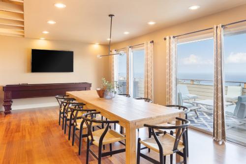 Parasol Hilltop Ocean View Escape w Spa & Pool Table - photo 8
