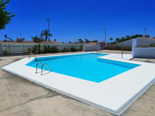 Los Porches D40 By Pride Holiday Rentals — 4-Star Luxury Hotel in San Bartolome De Tirajana, Spain