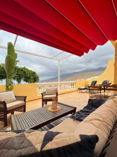 Magnolia apartment — 4-Star Luxury Hotel in Adeje, Spain