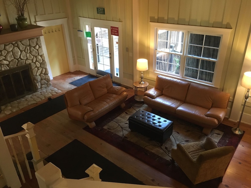 Highland Dell Lodge - photo 4