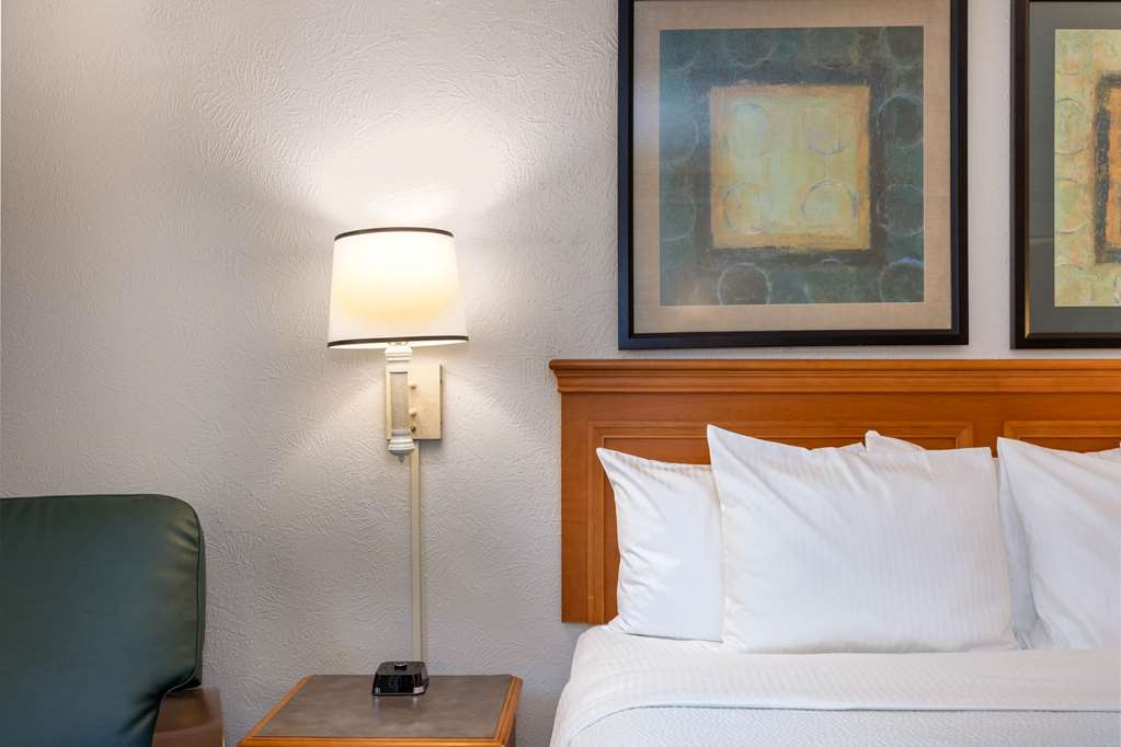 La Quinta Inn by Wyndham Tallahassee North - photo 44